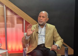 Video- Presidente ADP teme por integridad física de alumnos y maestros debido a que 13% de planteles tienen techos agrietados