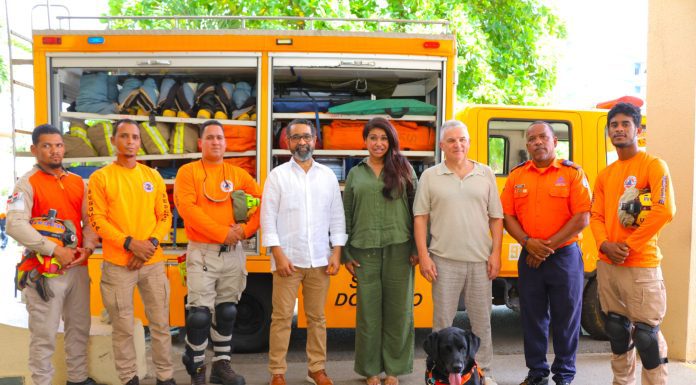 Nancy Polanco, presidenta CCRDI, realiza visita de cortesía a Juan Salas, director de la Defensa Civil