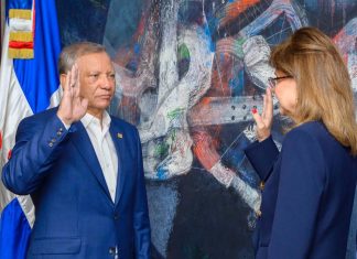 Vicepresidenta juramenta a Leonardo Aguilera como presidente ejecutivo de Banreservas