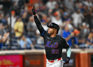 Juan Soto conecta jonrón para los Mets: un batazo que casi fue foul