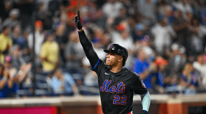 Juan Soto conecta jonrón para los Mets: un batazo que casi fue foul