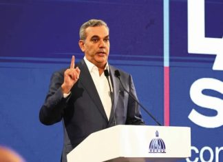 Presidente Abinader revela su gobierno esta preocupado por los «odiosos apagones»