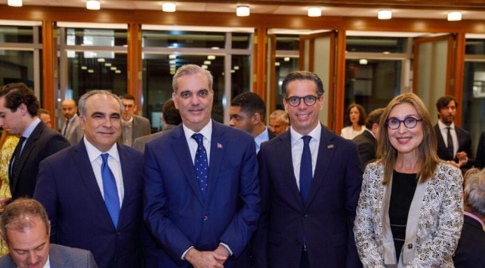 Presidente Abinader afirma que República Dominicana avanza hacia un futuro de prosperidad y sostenibilidad