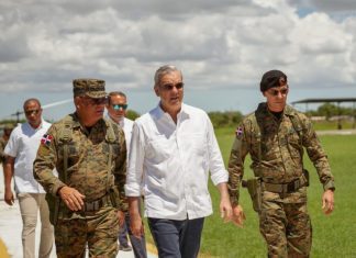 Presidente Abinader supervisa avances de segunda etapa de verja perimetral e inicia innovador sistema de videovigilancia que refuerza control y protección de la frontera