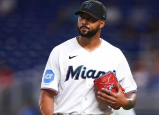 Alcántara brilla y Agustín Ramírez entra al club de novatos dominicanos con 20 jonrones