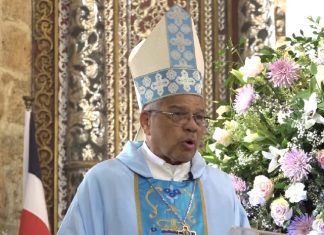 Arzobispo Ozoria exige mano dura contra «los que robaron el dinero de SeNaSa» y denuncia negligencia de las autoridades judiciales