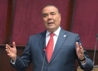 Diputado de la FP advierte: “deuda pública sobrepasa los 72 mil millones de dólares RD podría colapsar”