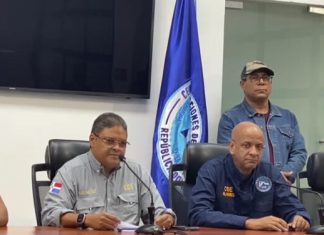 COE pone a quince provincias, incluyendo Santo Domingo, bajo alerta por efectos de vaguada y onda tropical