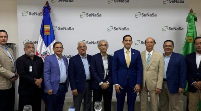 Director de SENASA reconoce retrasos por pagos ante cuestionamientos de ANDECLIP
