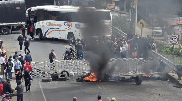 Declaran estado de excepción en siete provincias de Ecuador