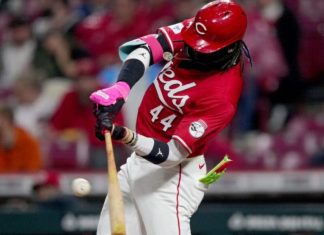 Elly De La Cruz conecta su jonrón 21, pero los Rojos caen ante Piratas en plena lucha por el comodín