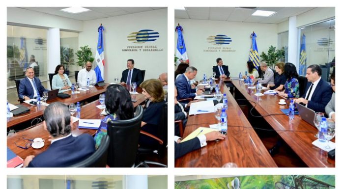 Faride y director PN visitan a Leonel en busca de consenso para modificar ley orgánica de la Policía