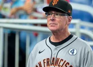 Gigantes despiden al dirigente Bob Melvin