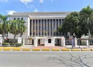 Ministro de Educación solicita acompañamiento de la Contraloría para fortalecer fiscalización de mantenimiento escolar