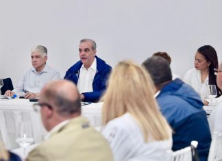 Presidente Abinader pasa balance a obras en curso, define prioridades para el 2026 y reafirma su compromiso de extender estos encuentros a otras provincias del país