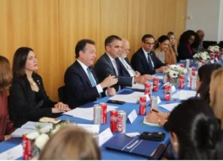 Ministro Bisonó comparte en NY con líderes empresariales globales avances de RD en economía, atracción de inversiones y transición energética