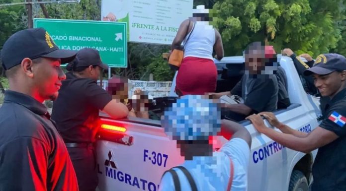 Migración y cuerpos de seguridad detienen 1,197 haitianos irregulares, deporta 1,105