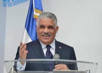 Miguel Vargas dice el gobierno arrastra a RD al descalabro”; atribuye al PRM “haber convertido la corrupción en un signo distintivo de su gestión”