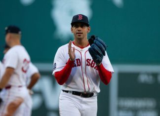 Medias Rojas ganan el último juego de la temporada y aseguran el segundo comodín