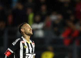 Neymar vuelve a lesionarse en el muslo derecho y se pierde el clásico ante São Paulo