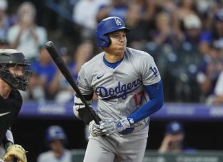 Othani conecta el cuadrangular número 100 con los Dodgers