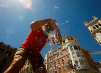 Reportaje- Golpe de calor, el país está viviendo las temperaturas más altas de su historia