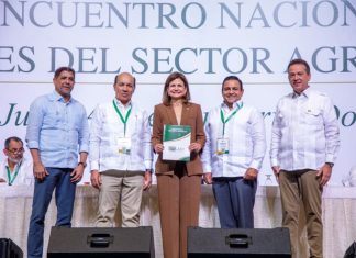 Vicepresidenta Raquel Peña reafirma compromiso del Gobierno con duplicar exportaciones agropecuarias al 2036