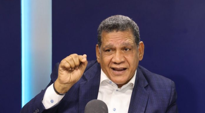 “El país está al borde del colapso institucional”: Rubén Maldonado denuncia deterioro total bajo el PRM