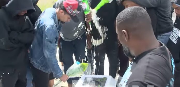 Sepultan entre llantos adolescente asesinado en disputa por un cigarrillo electrónico