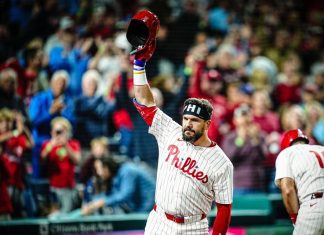 Schwarber llega a 50 jonrones con los Filis