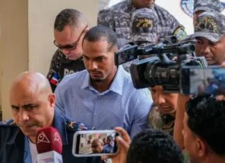 Suspendido jugador de Grandes Ligas Wander Franco denuncia robo de un millón de pesos