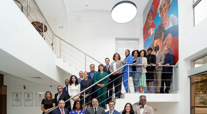 Defensor del Pueblo fortalece vínculos con la comunidad dominicana en Nueva York