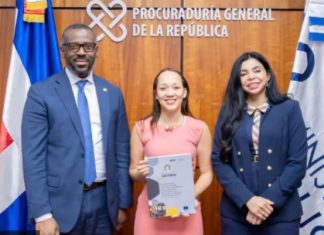 Yeni Berenice destaca necesidad población se mantenga vigilante para tener siempre mayor transparencia y una cultura de cero impunidad