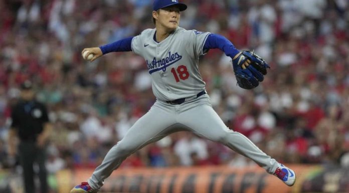Yamamoto lanzaba no-hitter con 2 out en la 9na, pero Dodgers son dejados en el terreno