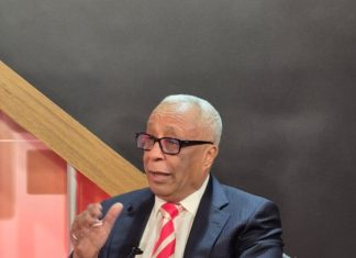 Video- Exministro de Hacienda denuncia opacidad en manejo de dinero tomado prestado por el gobierno y no gastado