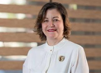 Presidente Abinader designa a Aura Celeste Fernández gerente general del Consejo Nacional de la Seguridad Social
