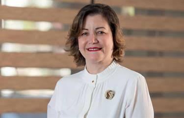 Presidente Abinader designa a Aura Celeste Fernández gerente general del Consejo Nacional de la Seguridad Social