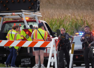 Tres policías muertos y dos heridos a manos de un tirador en Filadelfia
