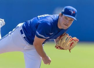 Trey Yesavage deslumbra en su debut con Blue Jays: nueve ponches ante Rays