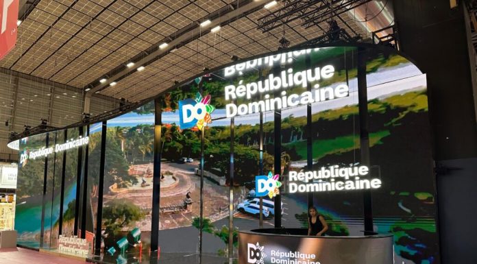 Ministro de Turismo informa vuelos de Air France volverán a Punta Cana