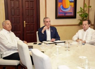 Presidente Abinader encabeza reunión virtual con 15 gobernadoras para pasar balance tras el paso del huracán Melissa