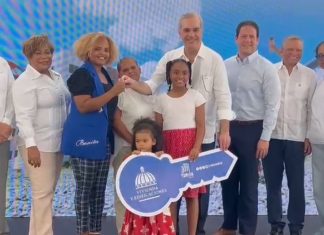 Presidente Abinader y Ministro Bonilla entregan 95 nuevas viviendas en Pedro Brand