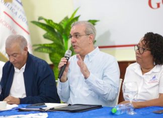Presidente Abinader evalúa daños por el huracán Melissa y dispone soluciones integrales en Ocoa y Barahona; asegura Gobierno no dejará a ningún productor ni familia sin atender