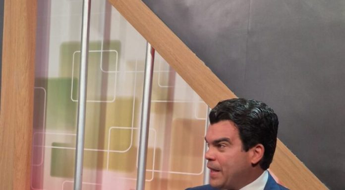 Wellington Arnaud defiende transparencia en manejo de recursos destinados a saneamiento de arroyo Gurabo