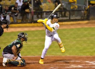 Águilas conectan 20 imparables y vuelven a apagar a las Estrellas