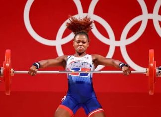 Beatriz Pirón anuncia su retiro oficial del levantamiento de pesas