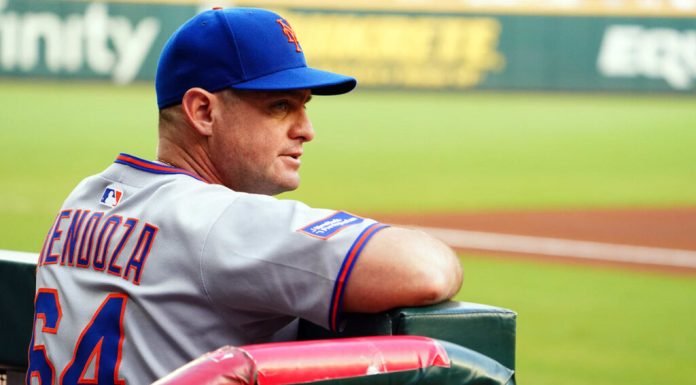 Mets barren con cuerpo de coaches de Carlos Mendoza