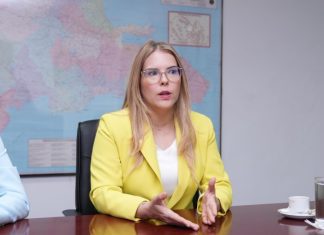 La diputada Barceló explica no busca eliminar la cesantía, sino modernizarla
