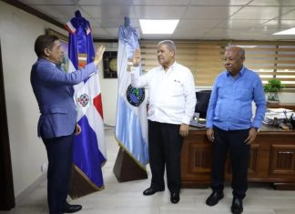 Presidente Abinader destituye al director del IAD; designa a Darío Castillo Lugo en forma interina