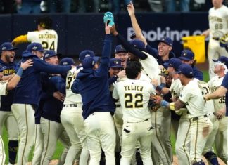 Cerveceros avanzan a la Serie de Campeonato tras vencer a los Cachorros